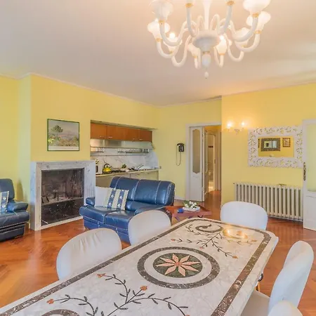 Apartamento Reginella Varenna