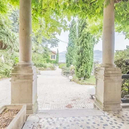 Appartamento Reginella Varenna